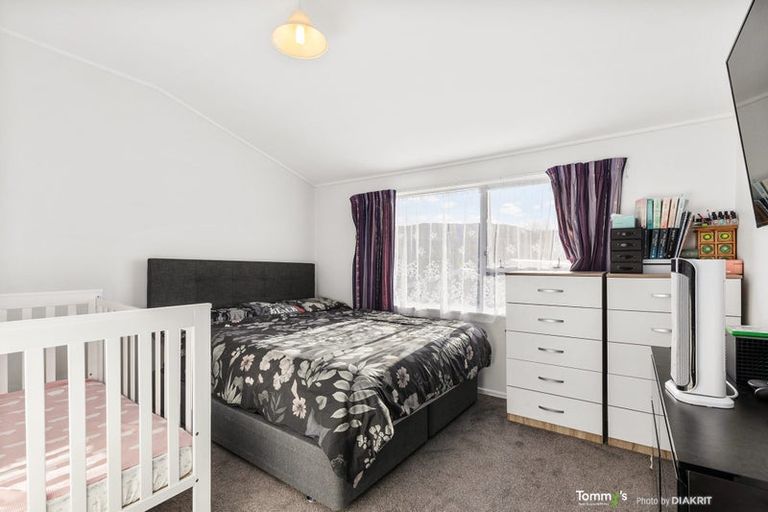 Photo of property in 2/21 Islington Street, Trentham, Upper Hutt, 5018