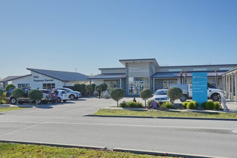 Photo of property in 28 Te Hurunui Drive, Pegasus, 7612