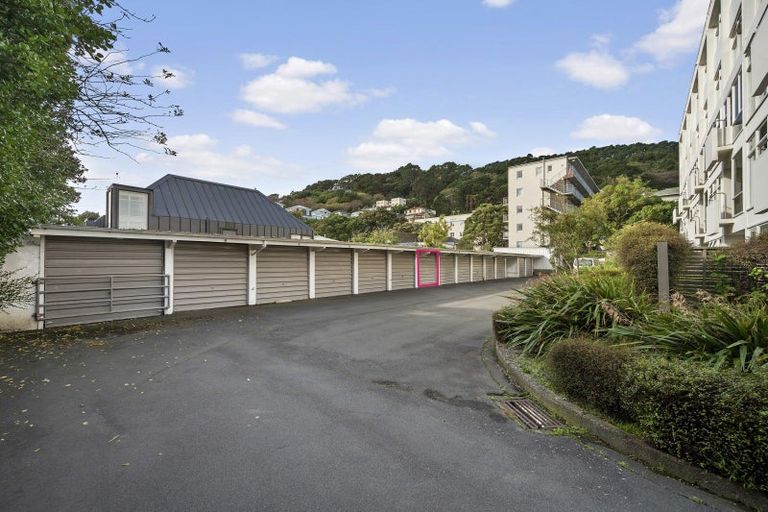 Photo of property in 19/4f Claremont Grove, Mount Victoria, Wellington, 6011