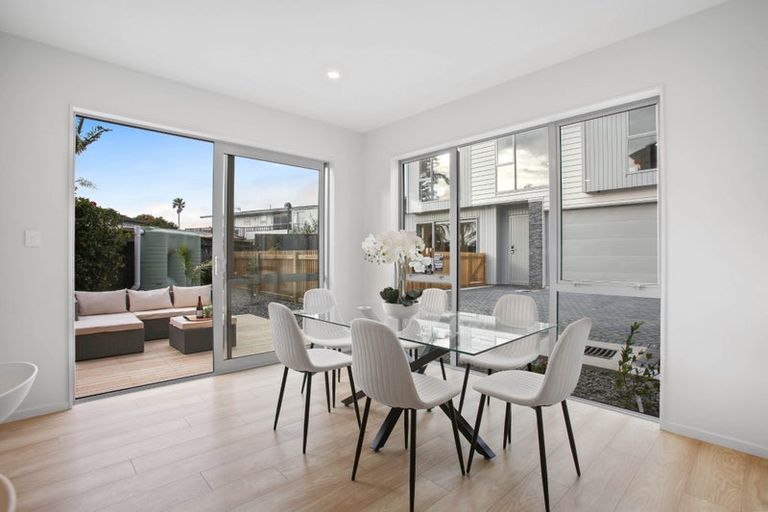 Photo of property in 39b Sorrel Crescent, Bucklands Beach, Auckland, 2012