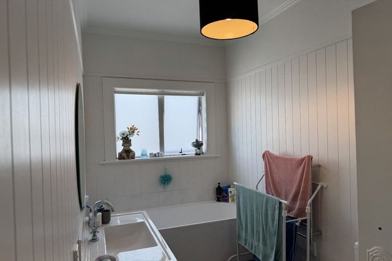 Photo of property in 42 Stanley Road, Te Hapara, Gisborne, 4010