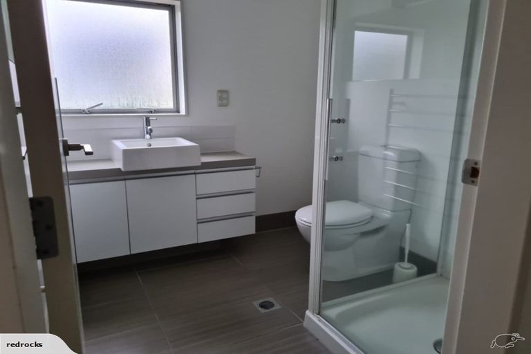 Photo of property in 43 Saddleback Grove, Karori, Wellington, 6012