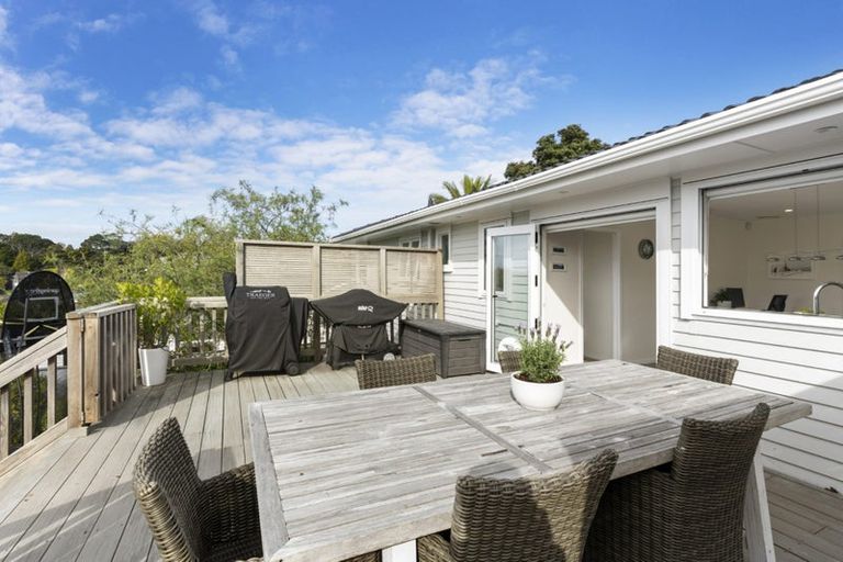 Photo of property in 25 Agincourt Street, Glenfield, Auckland, 0629
