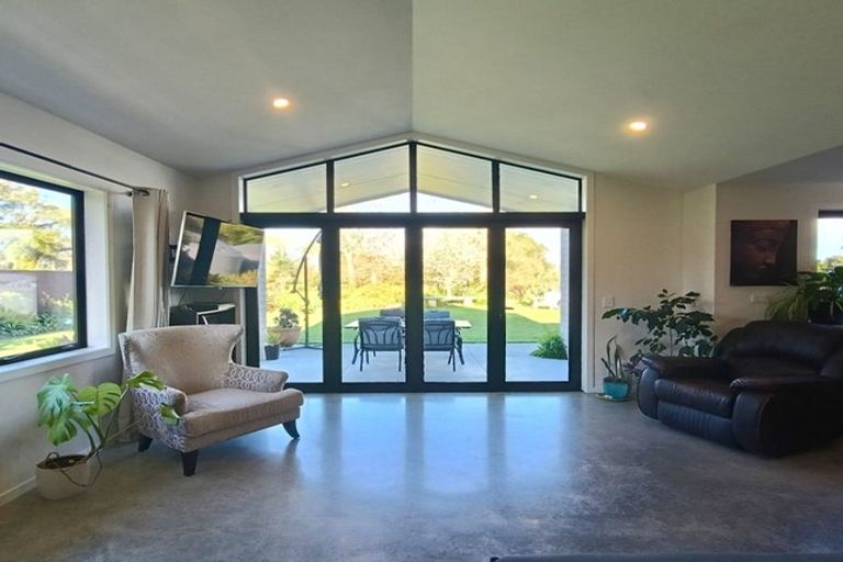 Photo of property in 3 Bosworth Street, Egmont Village, 4372