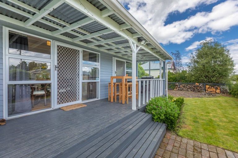 Photo of property in 50 Bibby Street, Waipawa, 4210
