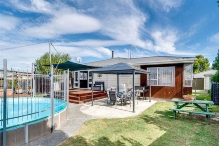 Photo of property in 14 Gipps Place, Tamatea, Napier, 4112