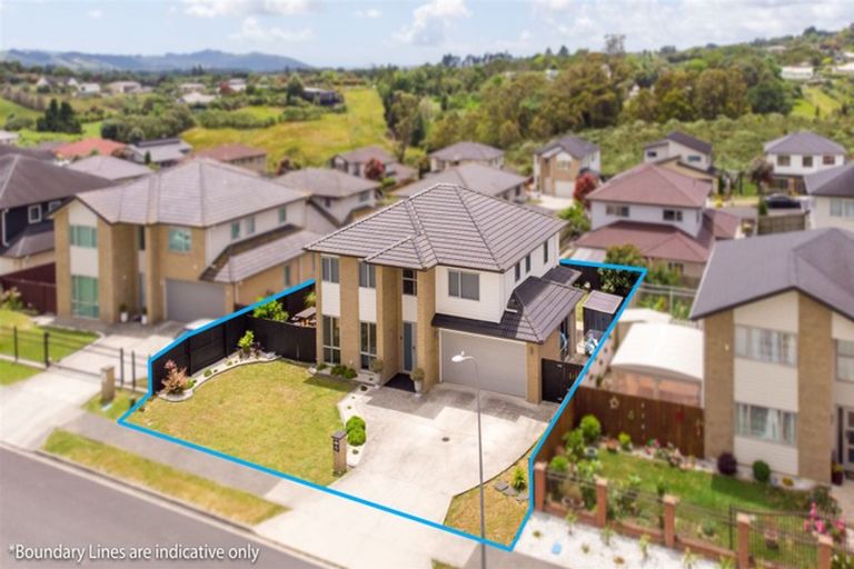 Photo of property in 16 Kirikiri Drive, Papakura, 2110