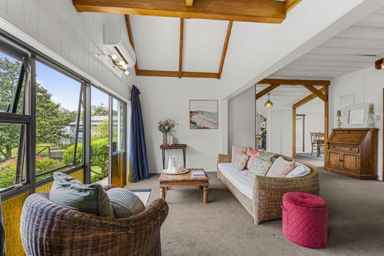 Photo of property in 15b Pearson Street, Mangawhai, 0505