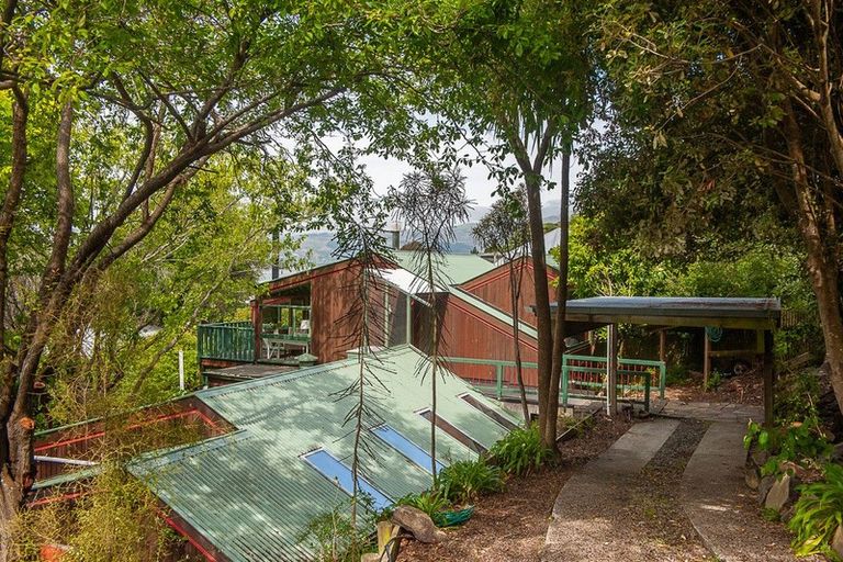 Photo of property in 23 Merlincote Crescent, Governors Bay, Lyttelton, 8971