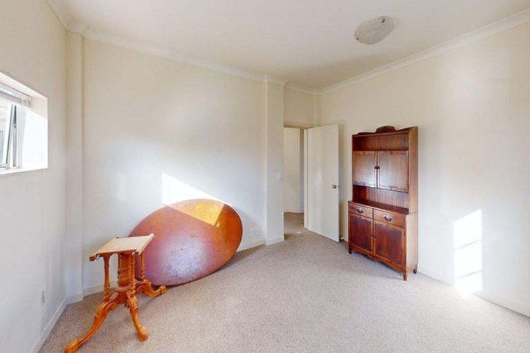 Photo of property in 539-541 Featherston Street, Roslyn, Palmerston North, 4414