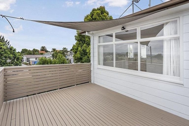 Photo of property in 14 Frangipani Avenue, Manurewa, Auckland, 2102