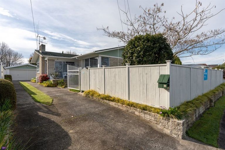 Photo of property in 33 De Vere Crescent, Chartwell, Hamilton, 3210