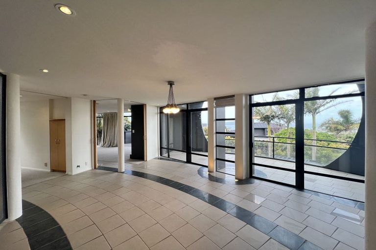 Photo of property in 26 Marama Street, Castor Bay, Auckland, 0620