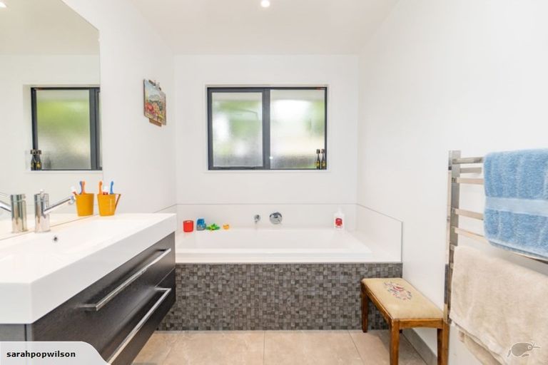 Photo of property in 905 Ferry Road, Woolston, Christchurch, 8023