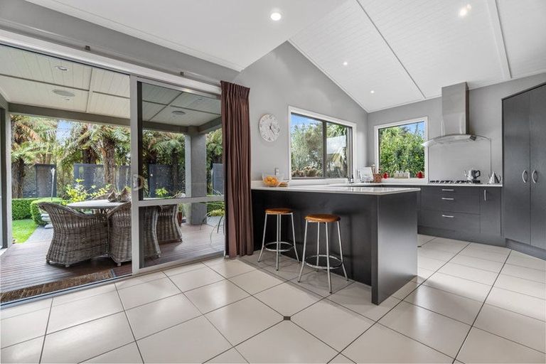 Photo of property in 51 Palliser Drive, Huntington, Hamilton, 3210