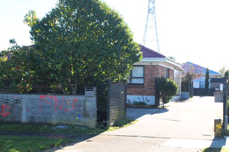 Photo of property in 1/3 Ganges Avenue, Mangere East, Auckland, 2024
