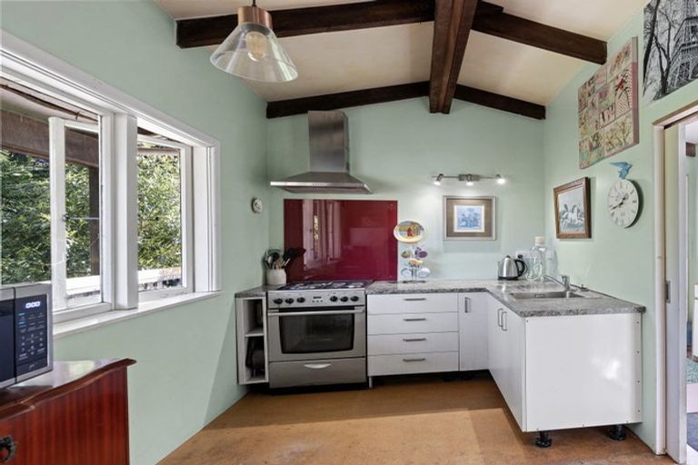 Photo of property in 31 Council Hill Road, Little River, 7591