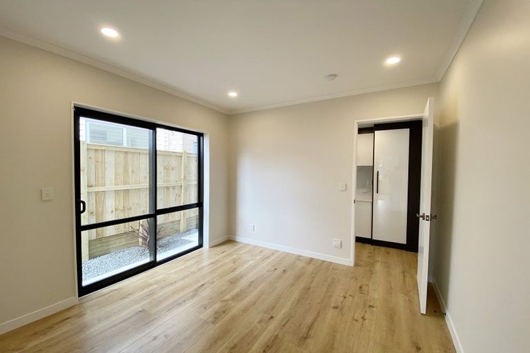 Photo of property in 2 Clonmany Road, Flat Bush, Auckland, 2019