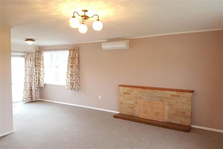 Photo of property in 25 Pembroke Street, Highbury, Palmerston North, 4412