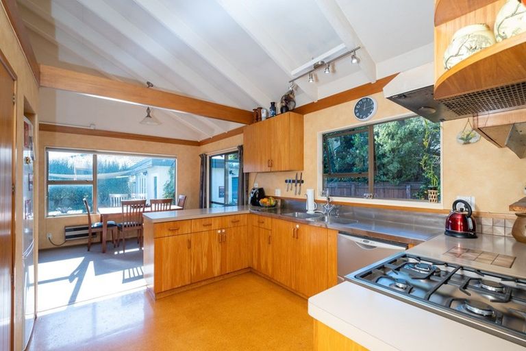 Photo of property in 10 Donegal Crescent, Tamatea, Napier, 4112