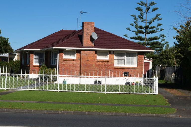 Photo of property in 50 Buckland Road, Mangere East, Auckland, 2024