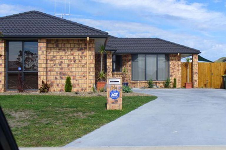 Photo of property in 24 Roxbury Place, Papamoa Beach, Papamoa, 3118