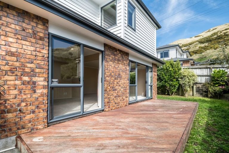 Photo of property in 68 Erlestoke Crescent, Churton Park, Wellington, 6037