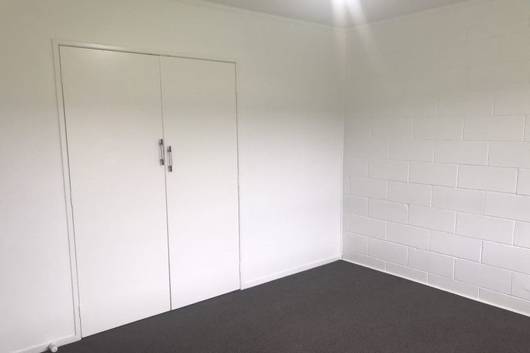 Photo of property in 12 Margaret Road, Papatoetoe, Auckland, 2025