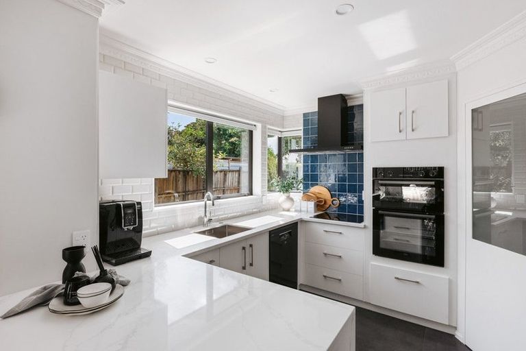 Photo of property in 22b Sunrise Avenue, Mount Maunganui, 3116