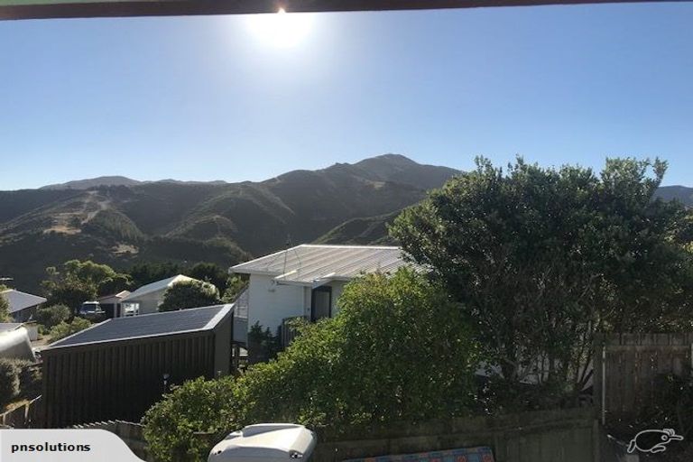 Photo of property in 22 Frobisher Street, Island Bay, Wellington, 6023