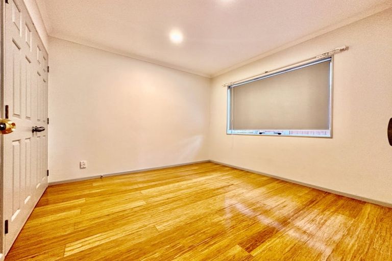 Photo of property in 47 Ransom Smyth Drive, Goodwood Heights, Auckland, 2105