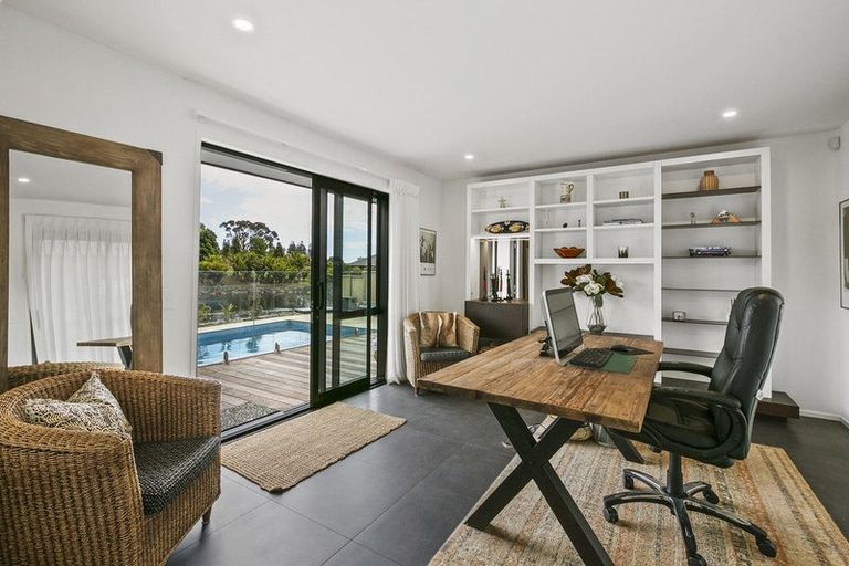 Photo of property in 49b Links Drive, Waiwhakaiho, New Plymouth, 4312