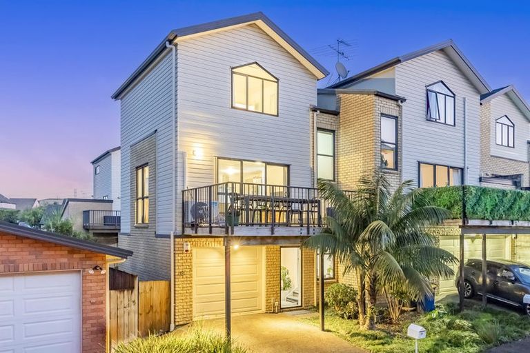 Photo of property in St Claire Village, 28/172 Mcleod Road, Te Atatu South, Auckland, 0610