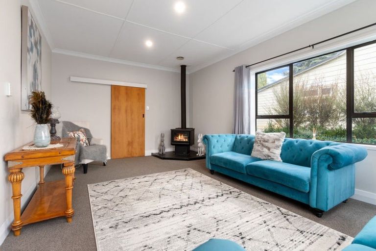 Photo of property in 91 Broadway, Carterton, 5713