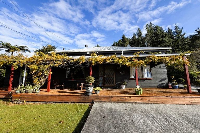 Photo of property in 260 Marsden Road, Greymouth, 7805