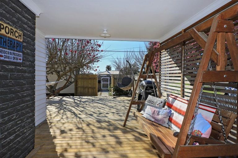 Photo of property in 57 Te Aute Road, Havelock North, 4130