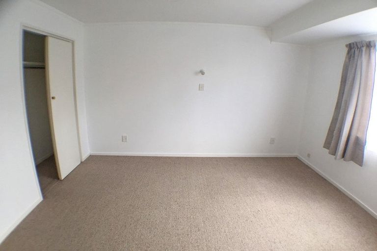 Photo of property in 2/455 Ferguson Street, Palmerston North, 4410