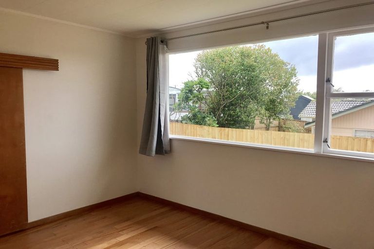 Photo of property in 54 Forest Hill Road, Henderson, Auckland, 0612
