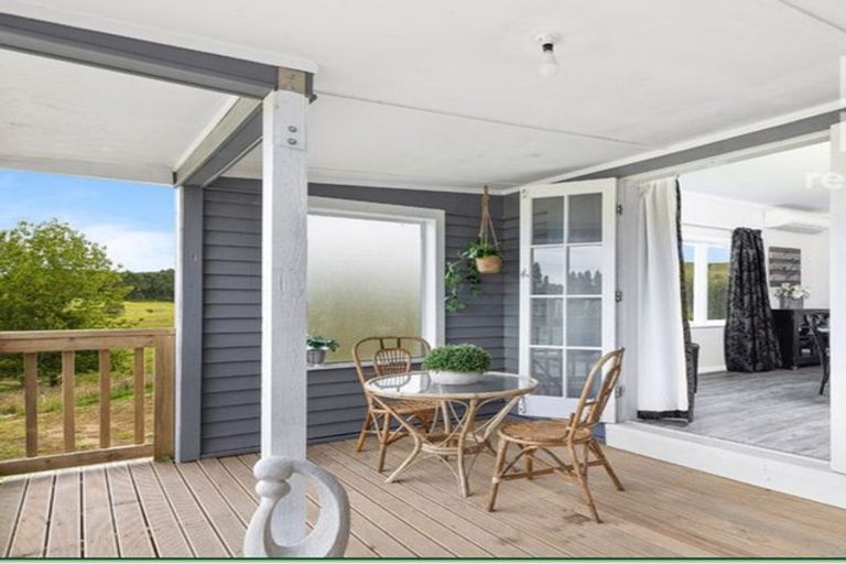 Photo of property in 1542 State Highway 12, Paparoa, Maungaturoto, 0583