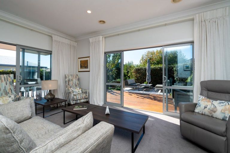 Photo of property in 29 Whakatomo Place, Havelock North, 4130