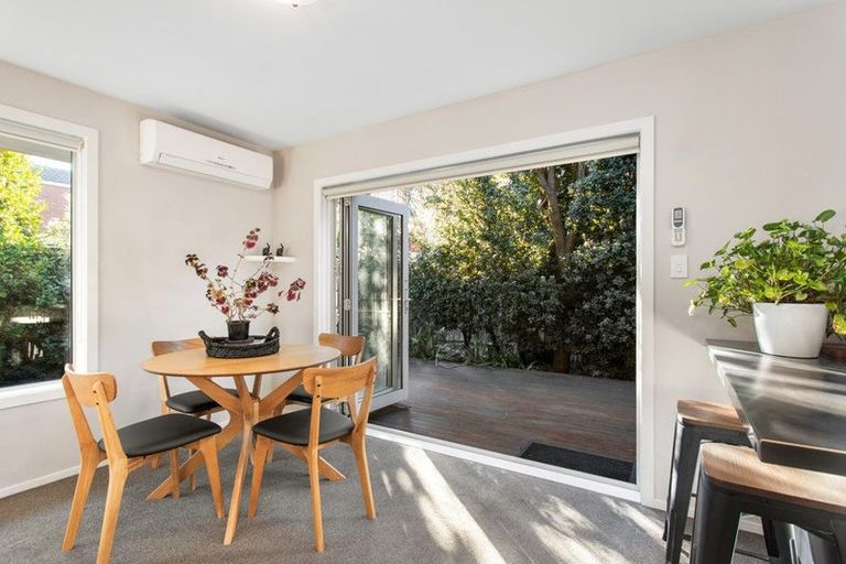 Photo of property in 7a Roxburgh Street, Sydenham, Christchurch, 8023