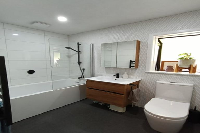 Photo of property in 25 Foster Crescent, Belmont, Lower Hutt, 5010