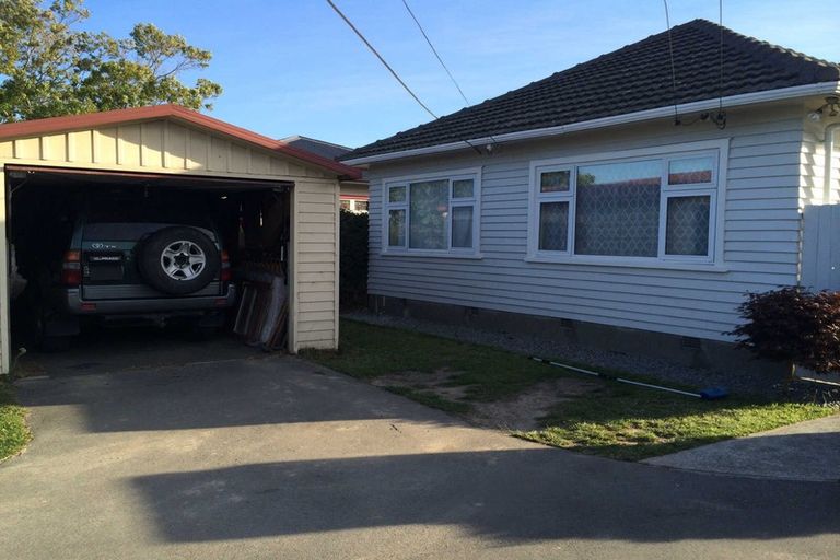 Photo of property in 35 Hillier Place, Spreydon, Christchurch, 8024