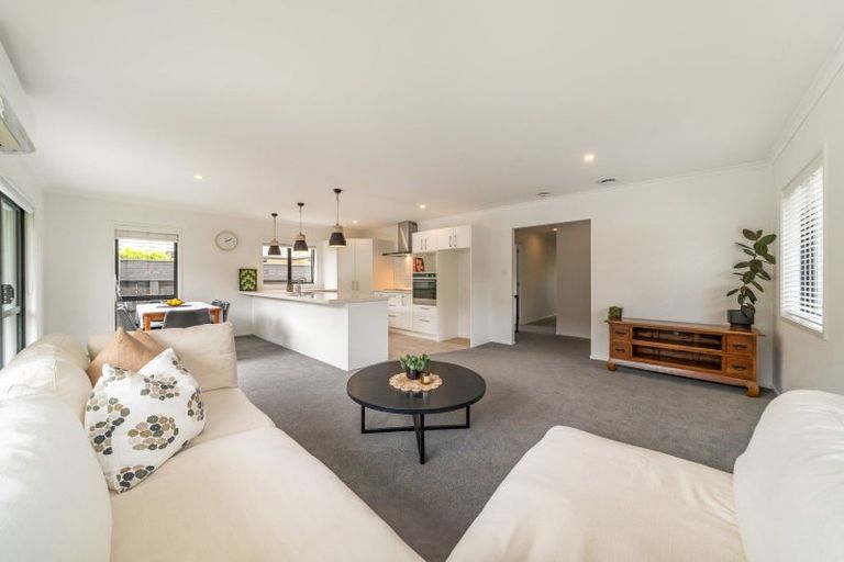 Photo of property in 84 Riverstone Drive, Riverstone Terraces, Upper Hutt, 5018
