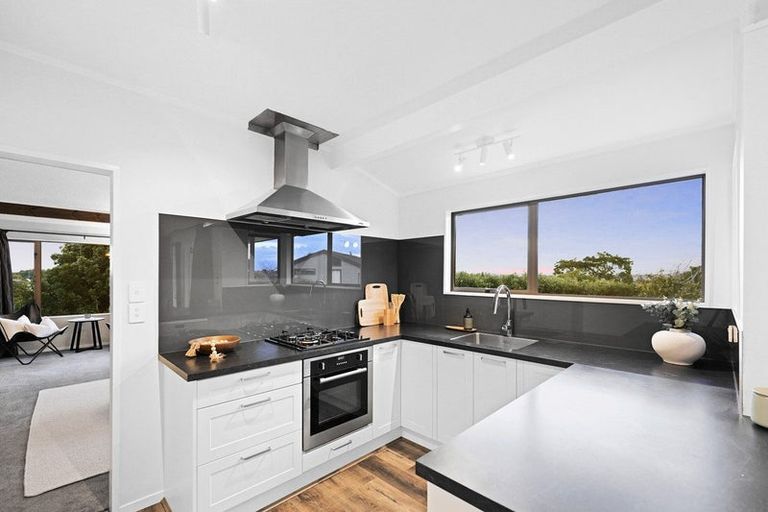 Photo of property in 12 Pohutukawa Drive, Pukete, Hamilton, 3200