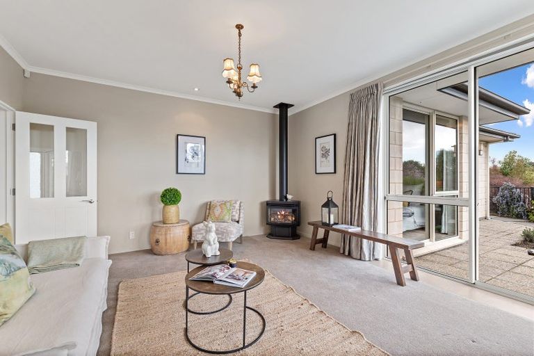 Photo of property in 14a Worsleys Road, Cracroft, Christchurch, 8025