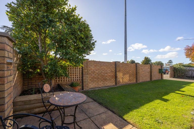 Photo of property in 284 Grey Street, Palmerston North, 4414