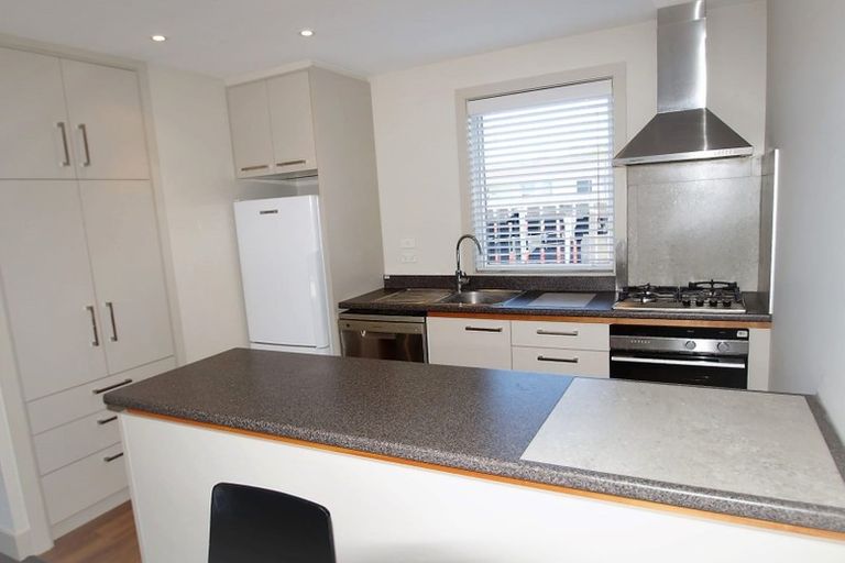 Photo of property in 3/966 Colombo Street, St Albans, Christchurch, 8014