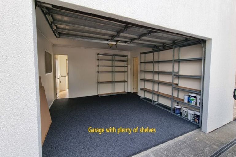 Photo of property in 78a Sunset Road, Unsworth Heights, Auckland, 0632