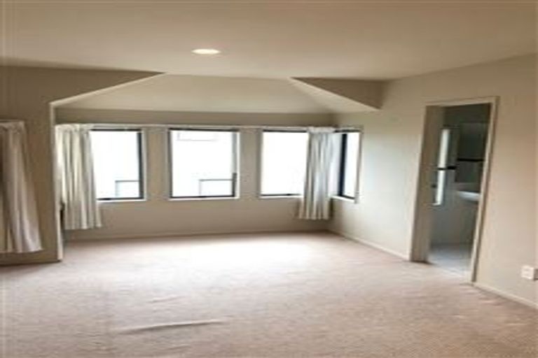 Photo of property in 6/64 Schnapper Rock Road, Schnapper Rock, Auckland, 0632